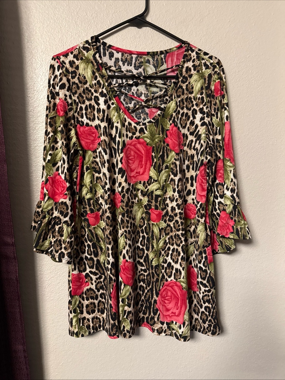 #862 Boutique Animal Print/Roses Boho Top Size Large